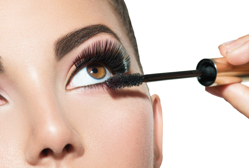 Wearing Mascara With Natural False Lashes: The Do's And Don'ts