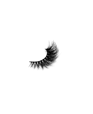 Rhea Lashes – Neetu Josh Beauty